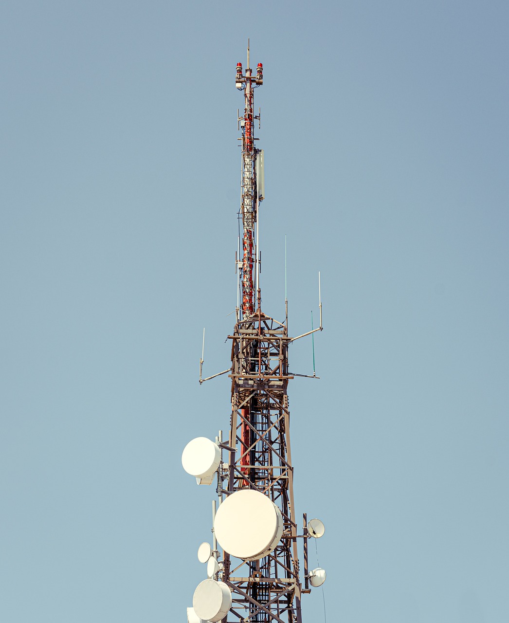 Lagos begins enumeration of telecom masts